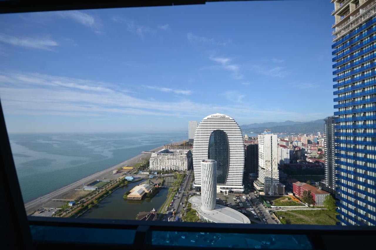 Orbi City Twins Tower Batumi Exterior photo