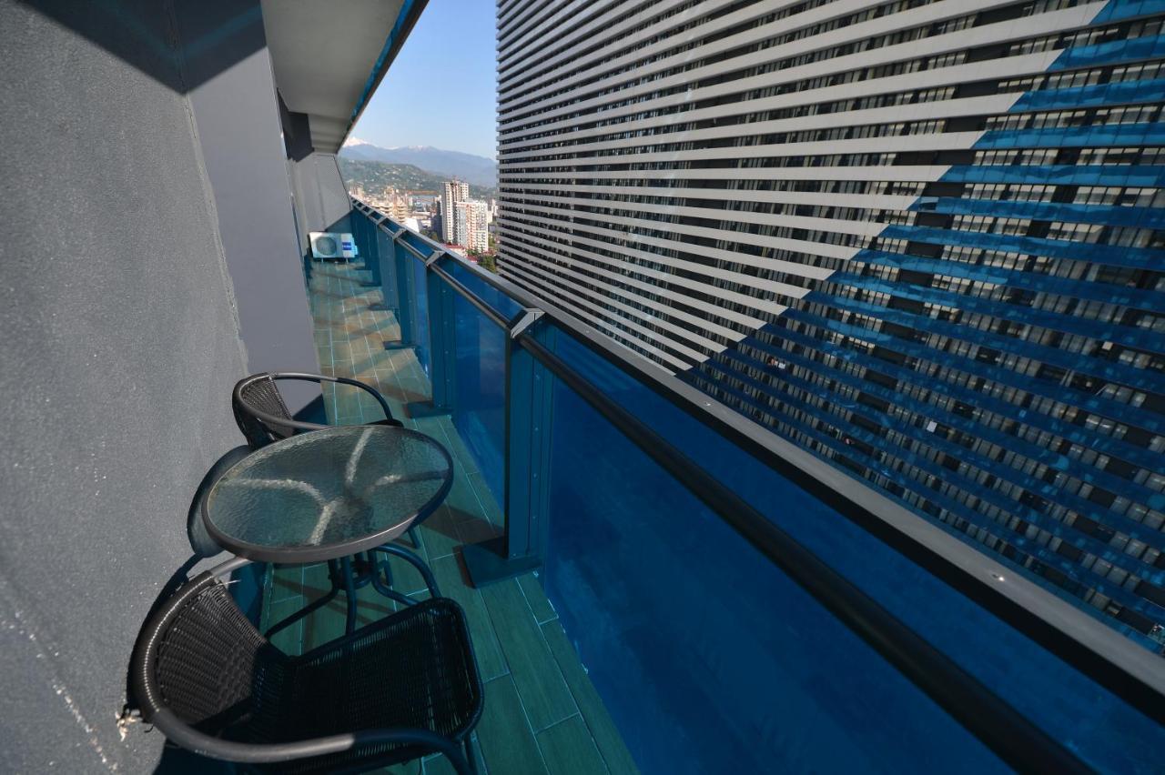 Orbi City Twins Tower Batumi Exterior photo